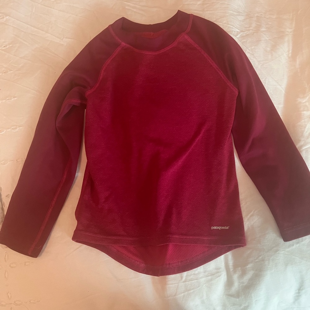 Girls Patagonia capilene shirt